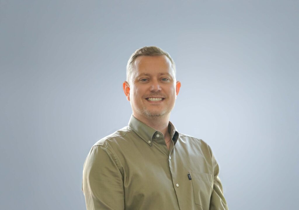 james hinch extended background scaled