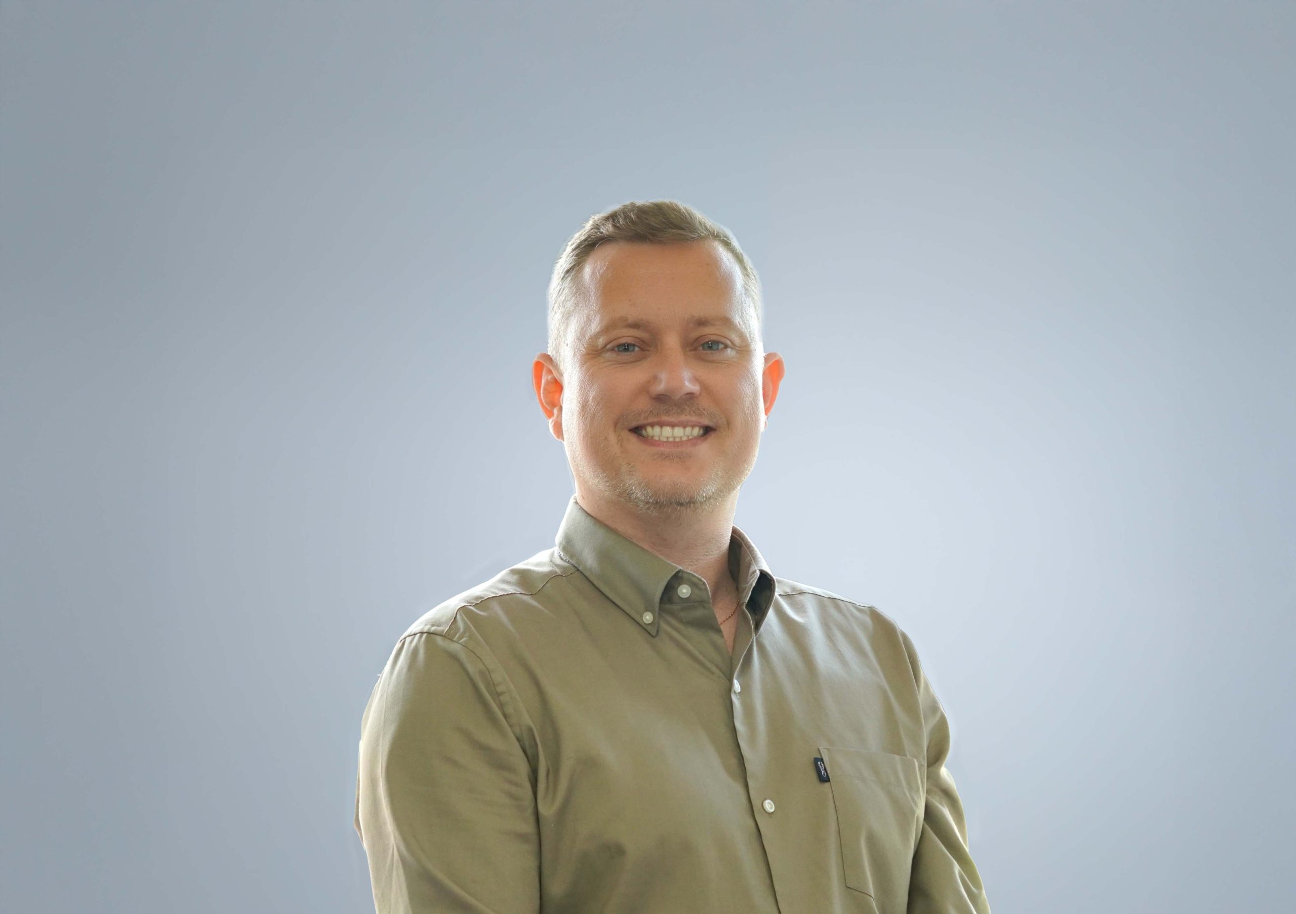 james hinch extended background scaled